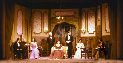 Set Photo for The Heiress